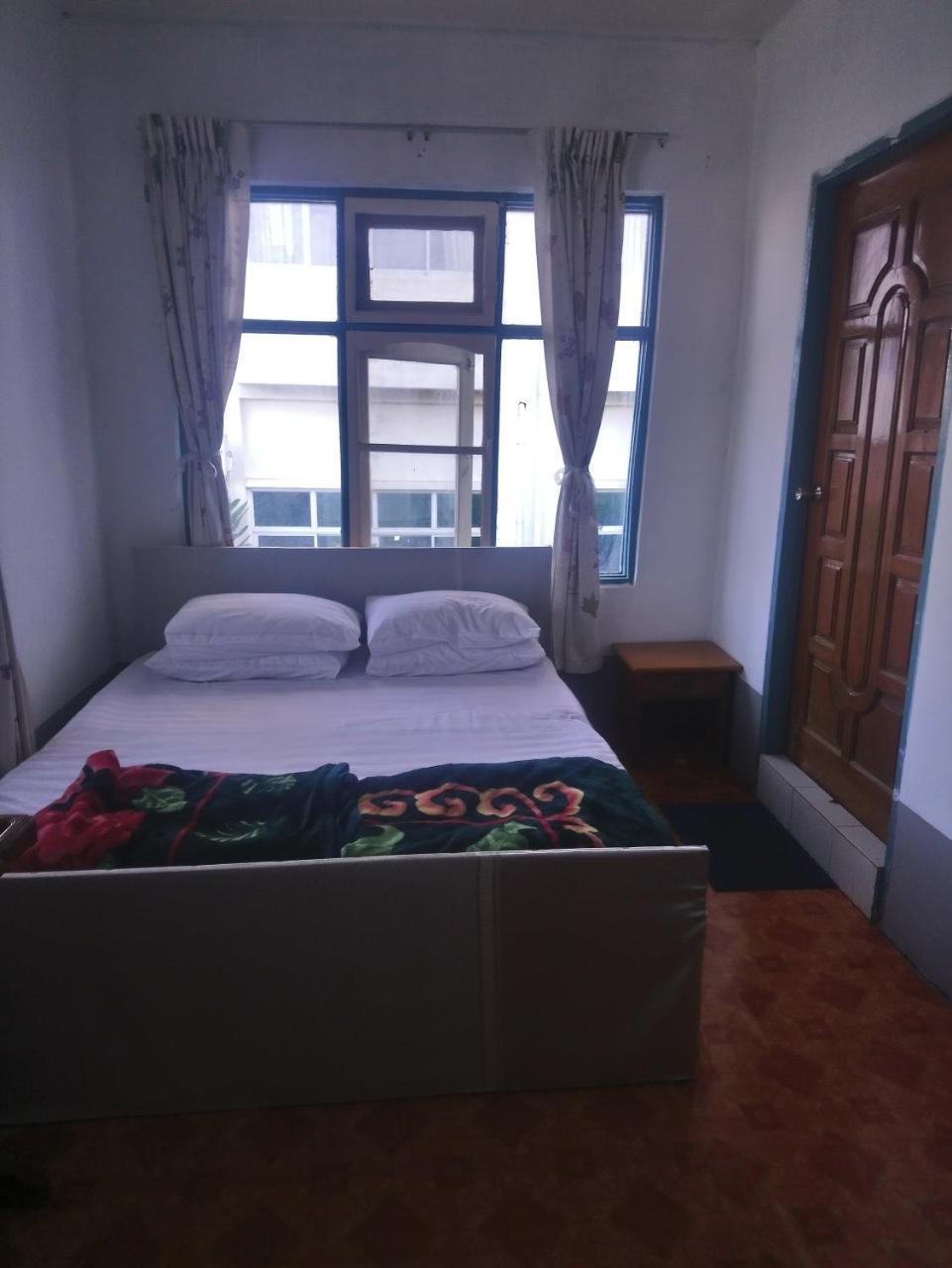 Diamond Star Guest House Nyaung Shwe Exterior foto